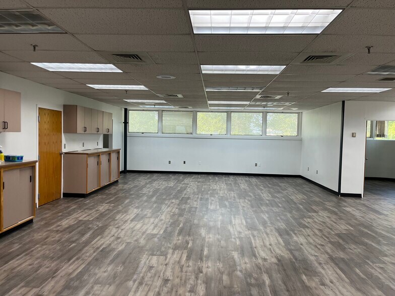 More Photos Of 446-450 Union Blvd, Allentown Medical For Lease
