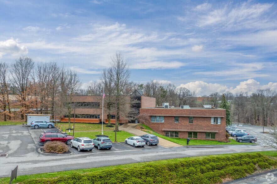 More Photos Of 115 Technology Dr, Pittsburgh Medical For Lease