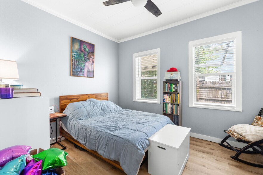 More Photos Of 1030 Jenks Ave, Panama City General Retail For Sale