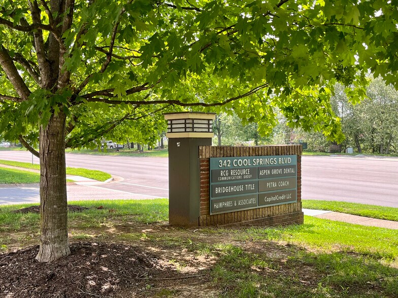 More Photos Of 342 Cool Springs Blvd, Franklin Medical For Lease