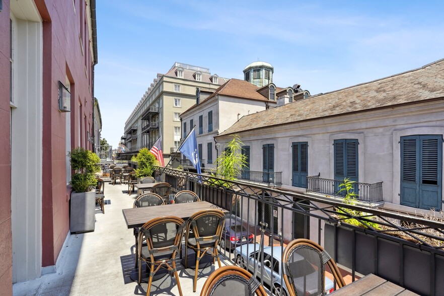 More Photos Of 534 Saint Louis St, New Orleans Restaurant For Lease