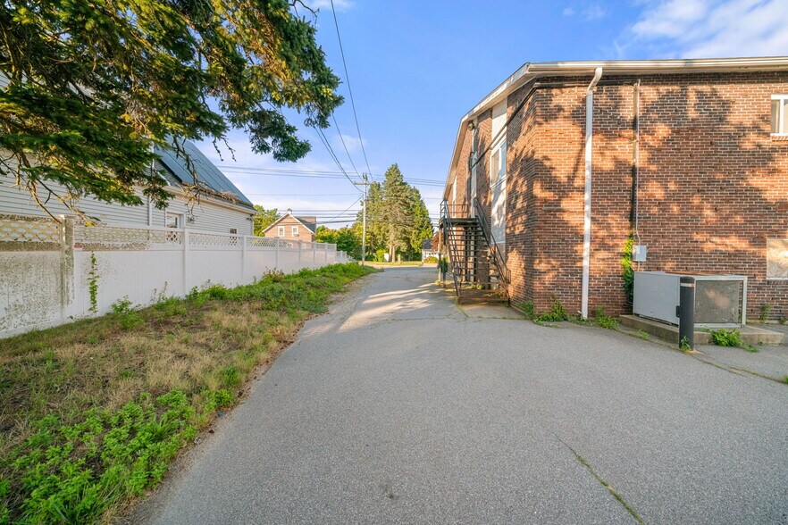 More Photos Of 1123 Rockdale Ave, New Bedford Rehabilitation Center For Sale