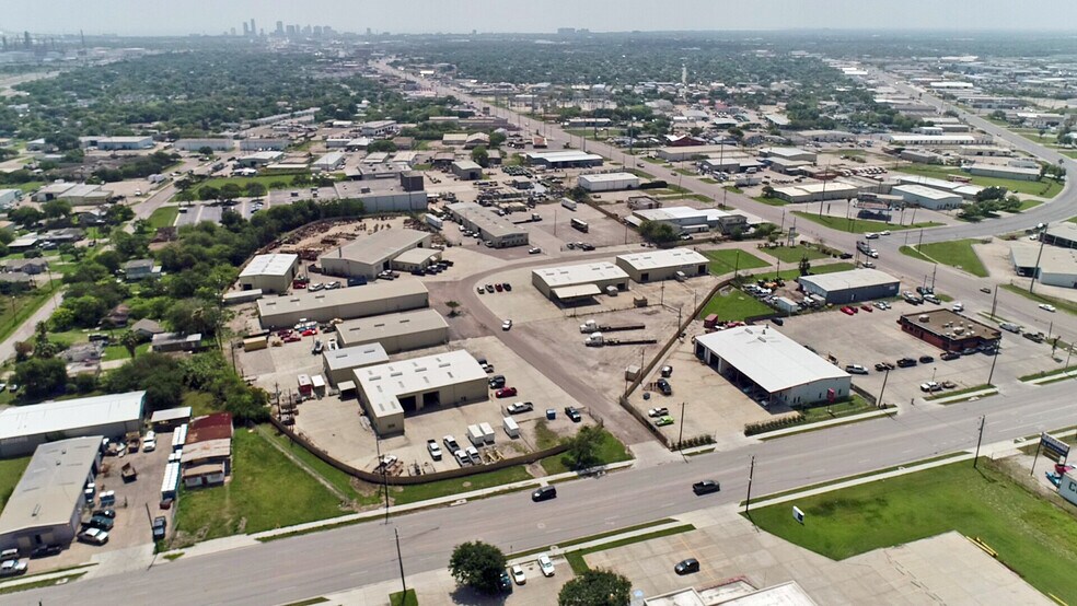 4910 Leopard St Corpus Christi TX 78408 For Lease Cityfeet com