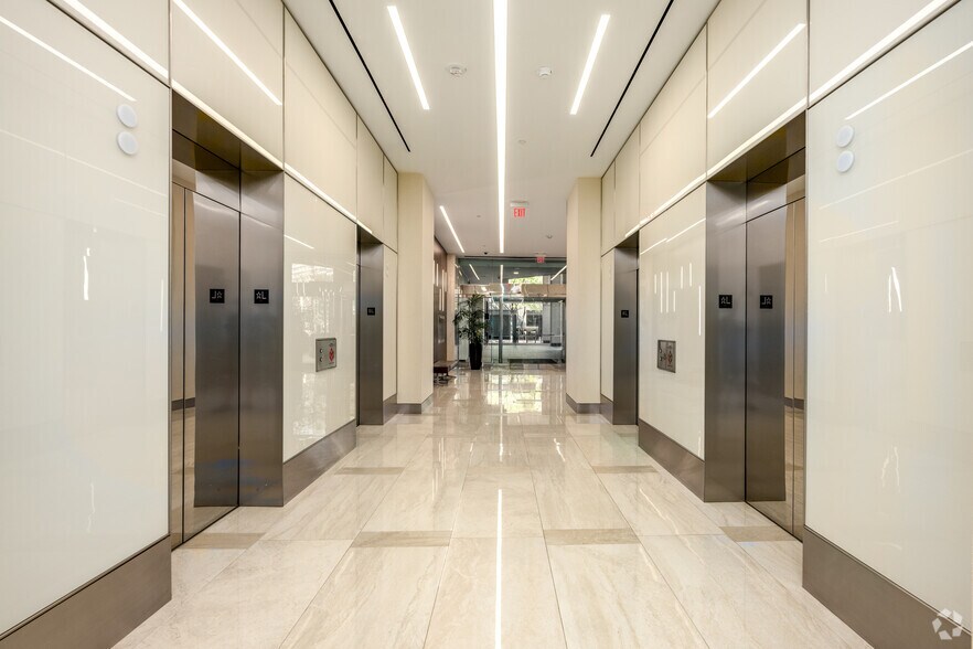 More Photos Of 4520 East West Hwy, Bethesda Office For Lease
