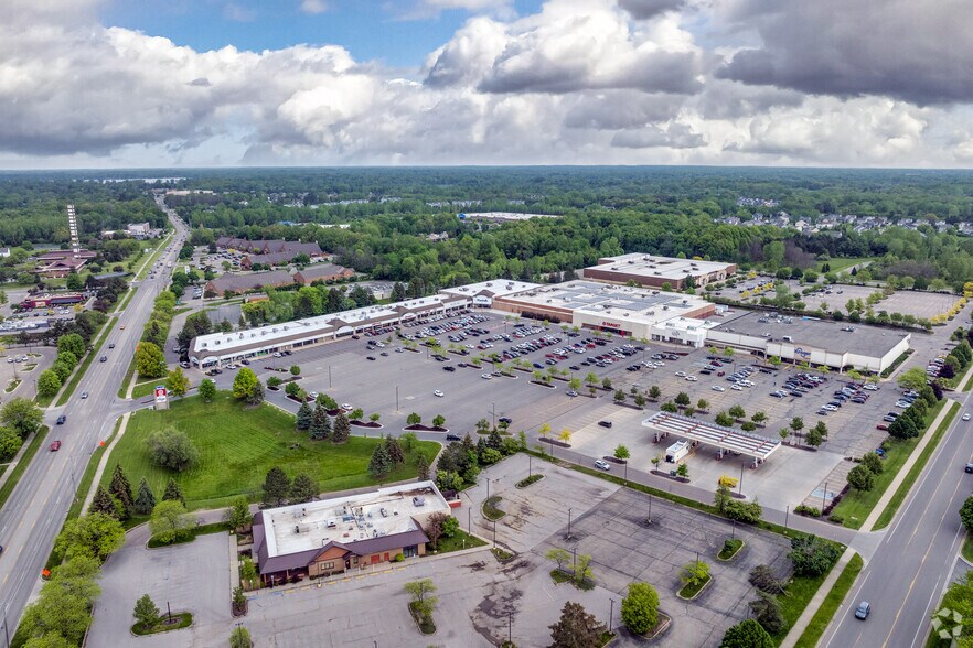 More Photos Of 4900-4950 Marsh Rd, Okemos General Retail For Lease