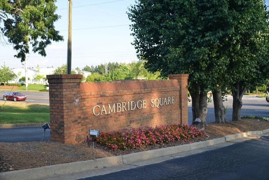 More Photos Of 1081 Cambridge Sq, Alpharetta Office For Sale