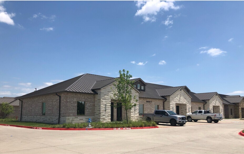 Primary Photo Of 1400 N Coit Rd, McKinney Medical For Lease
