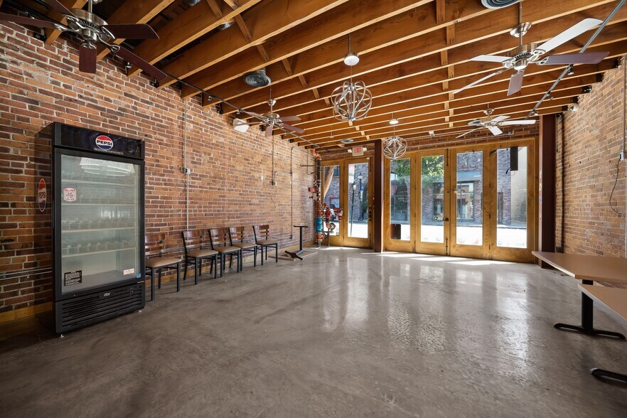 More Photos Of 1131 Broad St, San Luis Obispo Restaurant For Sale