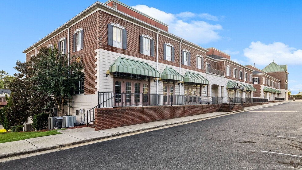 More Photos Of 2149 Valleygate Dr, Fayetteville Medical For Sale