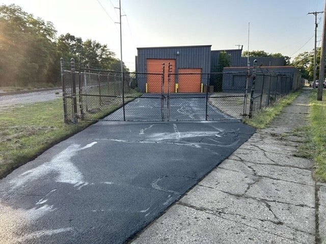 More Photos Of 2517 6th St, Muskegon Warehouse For Lease