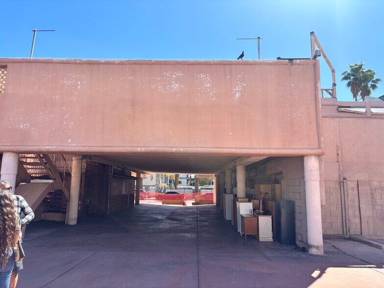 More Photos Of 3761 Royal Crest St, Las Vegas Office Residential For Sale
