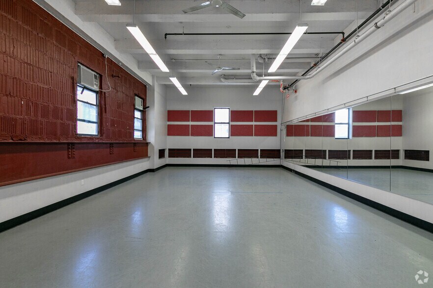 Photo of Pent Floor Ste PENT
