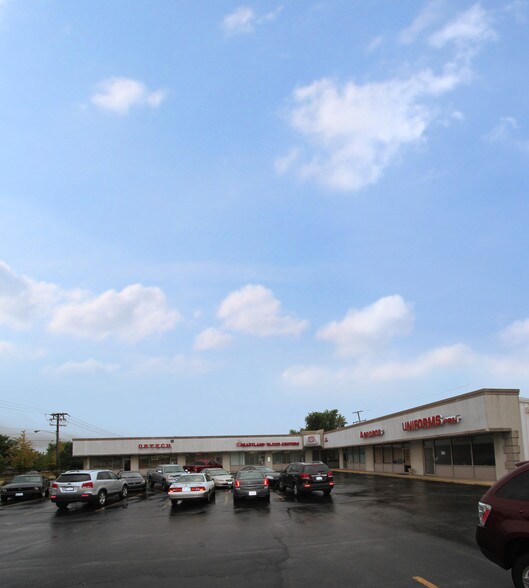Primary Photo Of 121 Springfield Ave, Joliet Storefront Retail Office For Lease