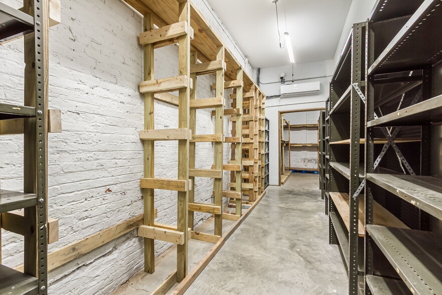 More Photos Of 64 Spencer St, Rochester Loft Creative Space For Sale