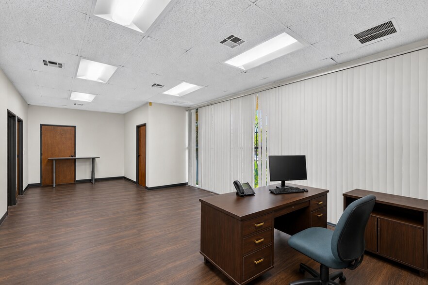 More Photos Of 19651 Nordhoff Way, Northridge Office For Lease