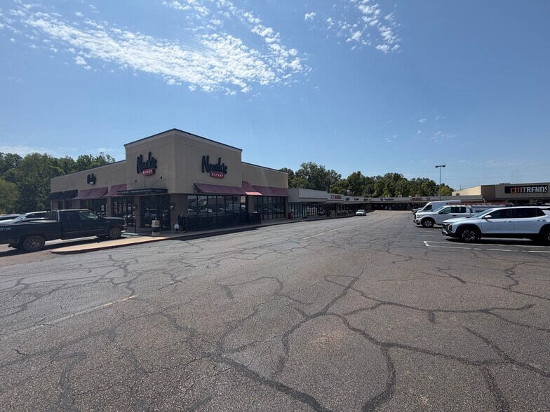 More Photos Of 3405 Pemberton Sq, Vicksburg General Retail For Sale