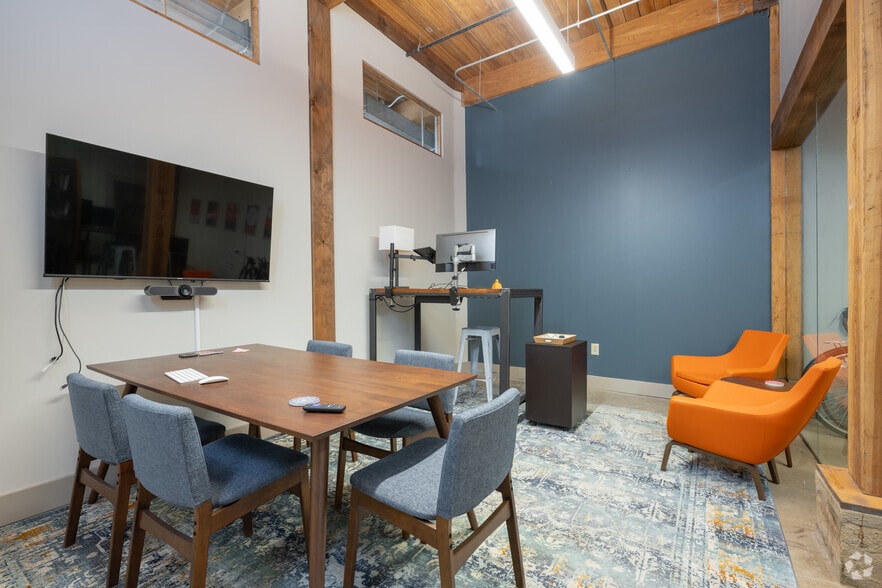 More Photos Of 504 Rhett St, Greenville Office For Lease