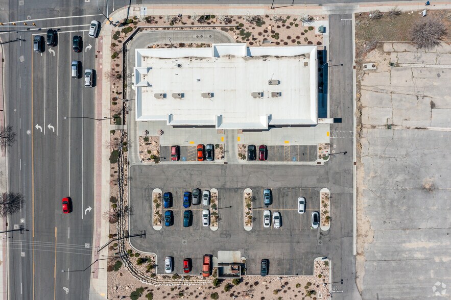 More Photos Of 1345 E 10600 S, Sandy Storefront Retail Office For Lease