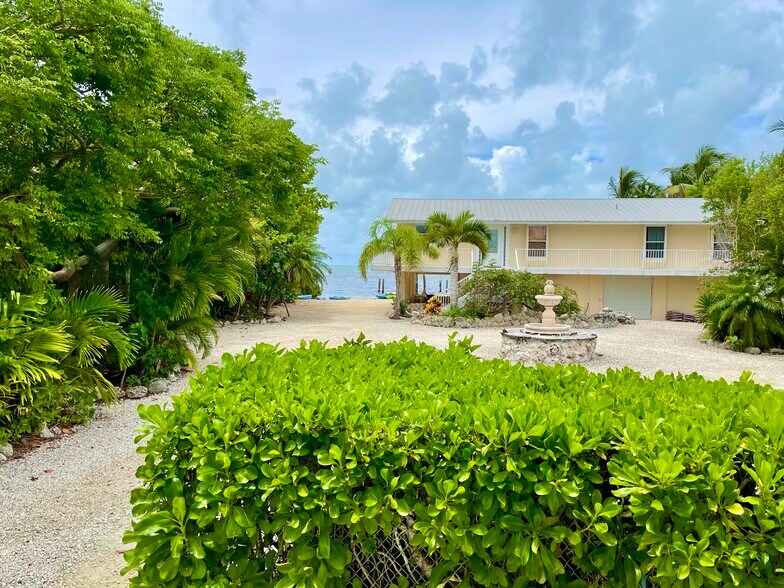More Photos Of 21544 Overseas Hwy, Cudjoe Key Hotel For Sale