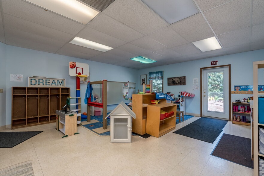 More Photos Of 1500 Edgewood Blvd, North Mankato Schools For Sale