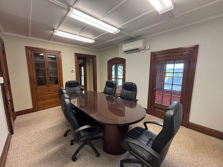 More Photos Of 48 Pleasant St, Concord Office For Sale