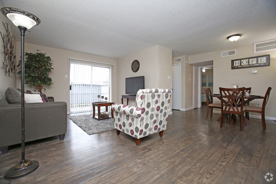 More Photos Of 801 S Allen Genoa Rd, South Houston Apartments For Sale