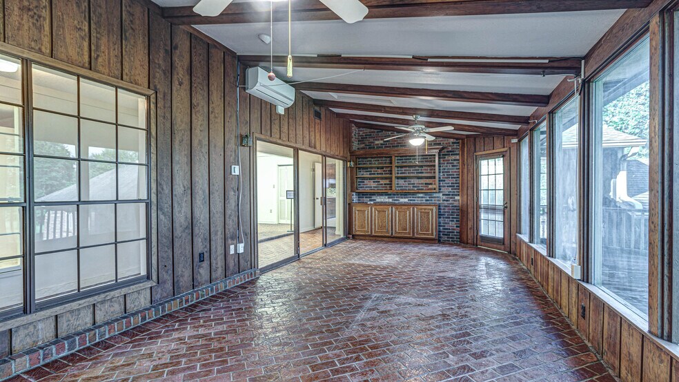 More Photos Of 518 Old Richton Rd, Petal Office Residential For Sale