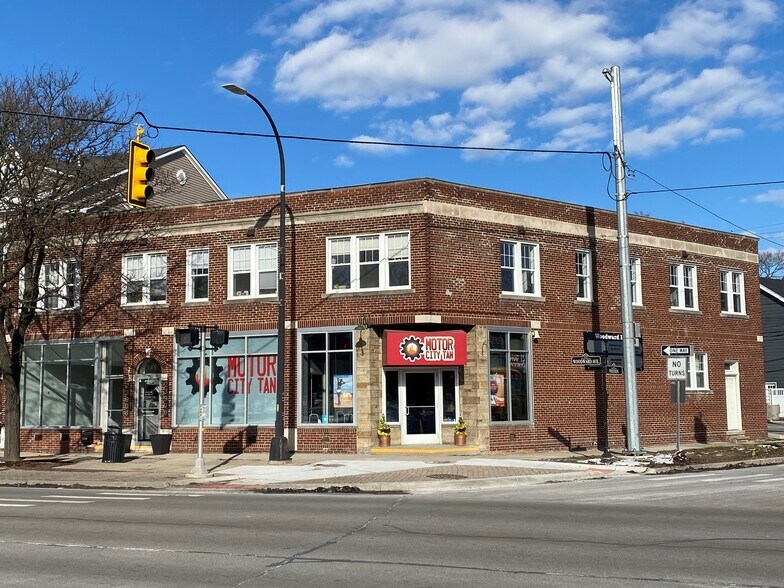 Primary Photo Of 23900-23908 Woodward Ave, Pleasant Ridge Office For Lease