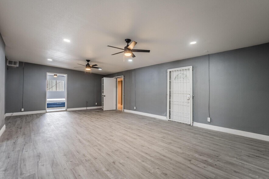 More Photos Of 1800 Lewis Ave, Las Vegas Storefront For Sale