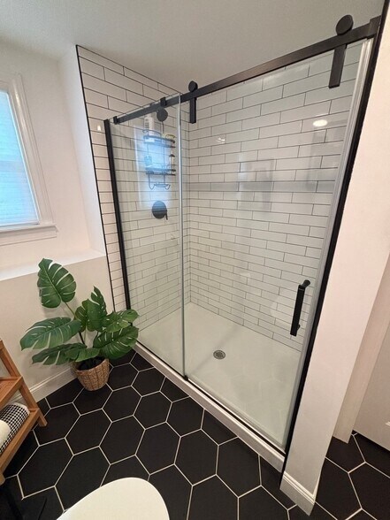 More Photos Of 218 Coggeshall St, New Bedford Storefront Retail Residential For Sale