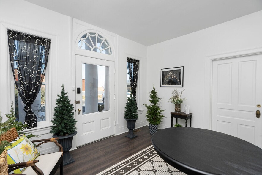 More Photos Of 30 Ladd Rd, Fishersville Office For Sale