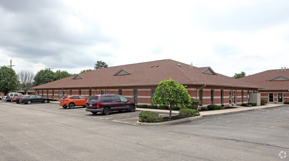 More Photos Of 190-200 W Johnstown Rd, Gahanna Unknown For Lease