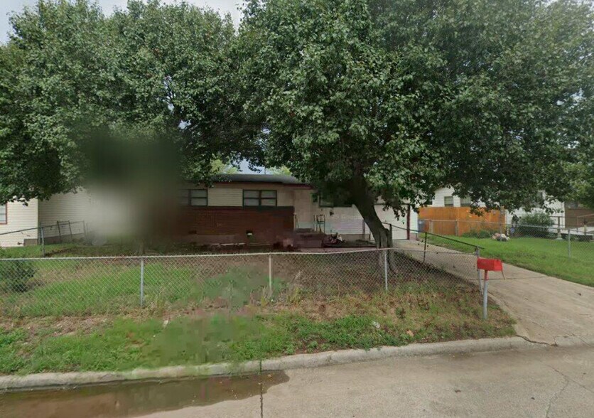 More Photos Of , Lawton Unknown For Sale