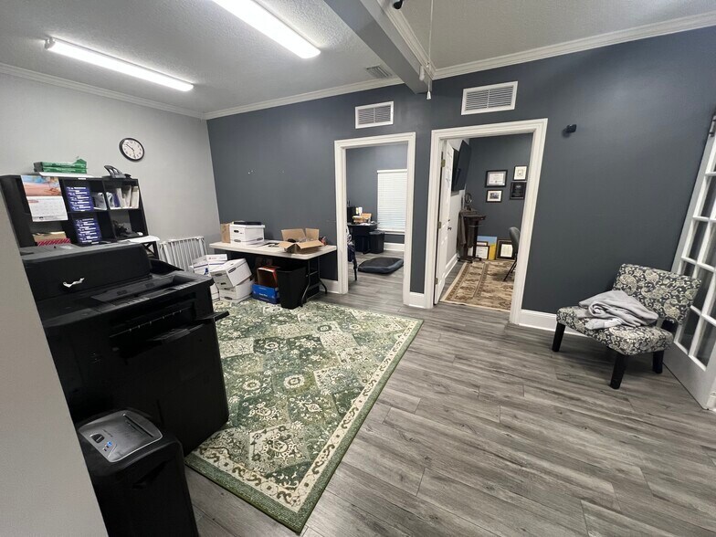 More Photos Of 9310 Old Kings Rd S, Jacksonville Office For Lease