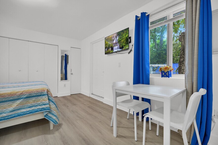 More Photos Of 126 NW 33rd St, Miami Land For Sale