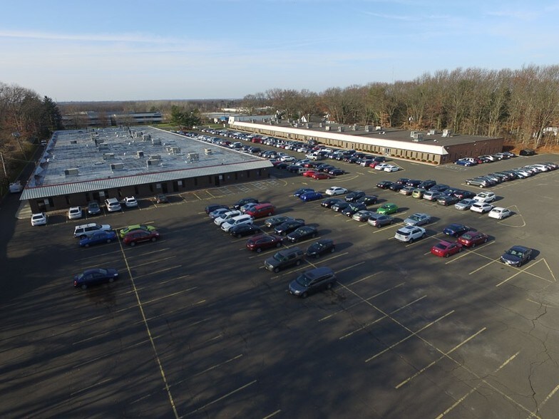 More Photos Of 3535 Quakerbridge Rd, Hamilton Medical For Lease