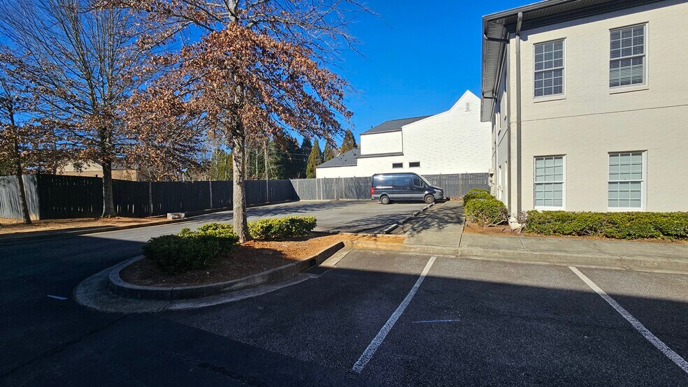 More Photos Of 1830 Peachtree Pky, Cumming Medical For Lease