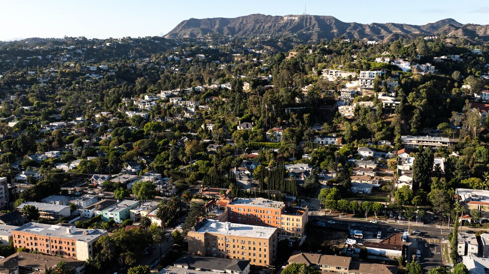 More Photos Of 1848 N Gramercy Pl, Hollywood Apartments For Sale