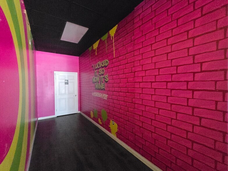 More Photos Of 1337 Gause Blvd, Slidell Storefront For Lease