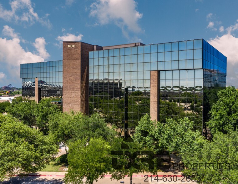 More Photos Of 600 Six Flags Dr, Arlington Office For Lease
