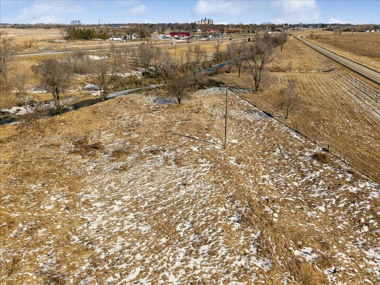 More Photos Of 2005 NE Hubbell Ave, Bondurant Industrial For Sale