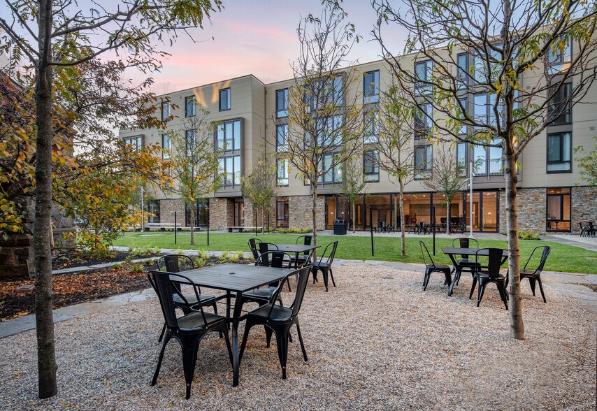 More Photos Of 1991-2013 Massachusetts Ave, Cambridge Apartments For Sale