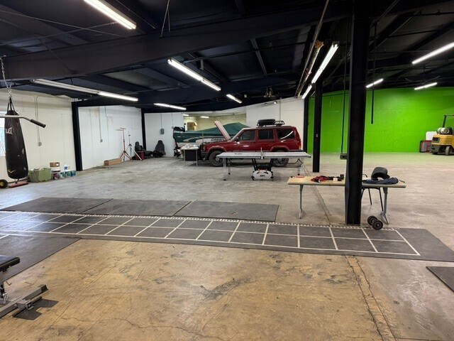 More Photos Of 217 Meridian Rd, Mapleton Warehouse For Lease