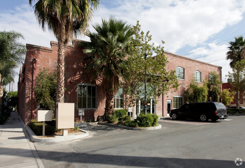 More Photos Of 3850 Vine St, Riverside Office For Lease