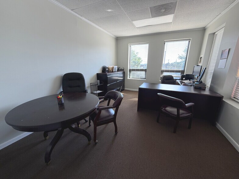 More Photos Of 303-309 S Main St, Bel Air Office For Lease