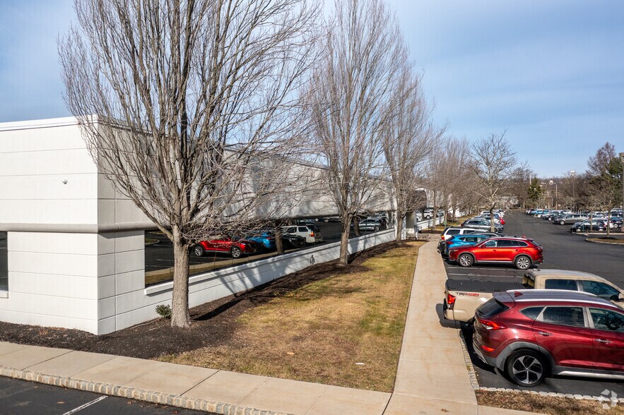 More Photos Of 41 Spring St, New Providence Research And Development For Lease