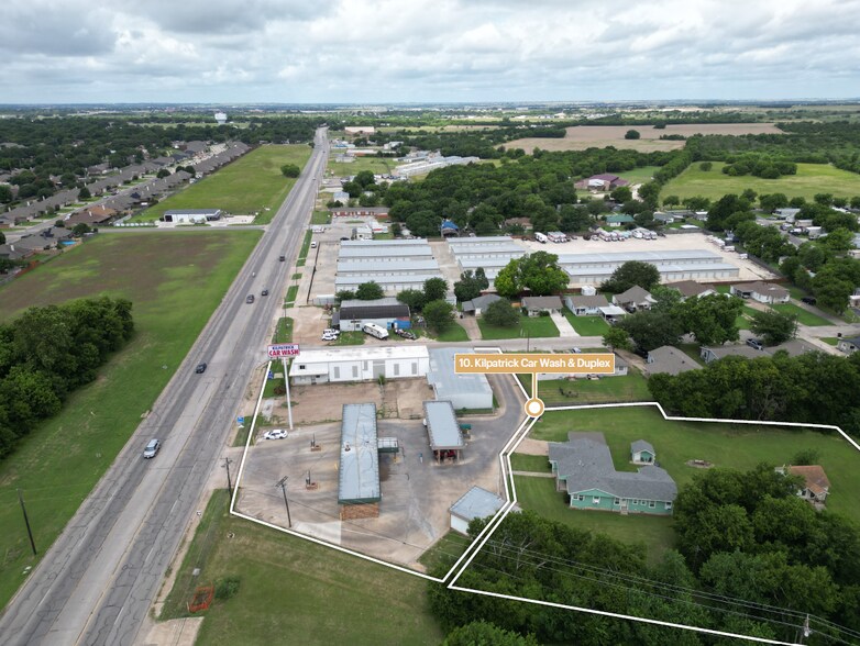 More Photos Of 302 S Colonial Dr, Cleburne Carwash For Sale