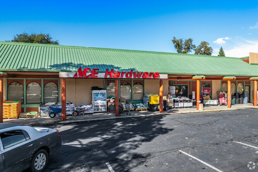 More Photos Of 10868-10966 Combie Rd, Auburn Unknown For Lease