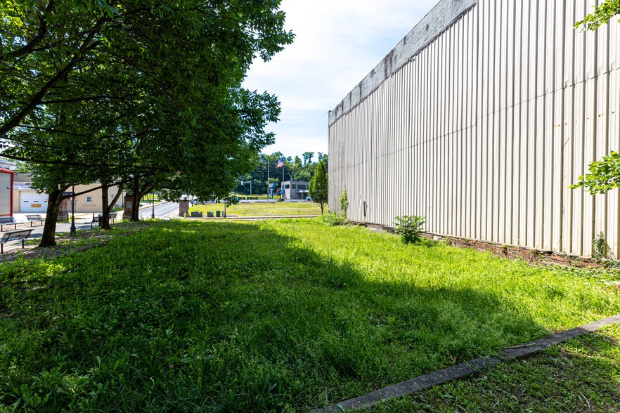 More Photos Of , Morgantown Unknown For Sale