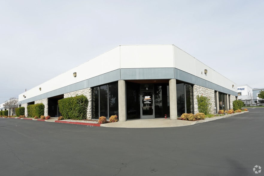 More Photos Of 280 N Benson Ave, Upland Unknown For Lease